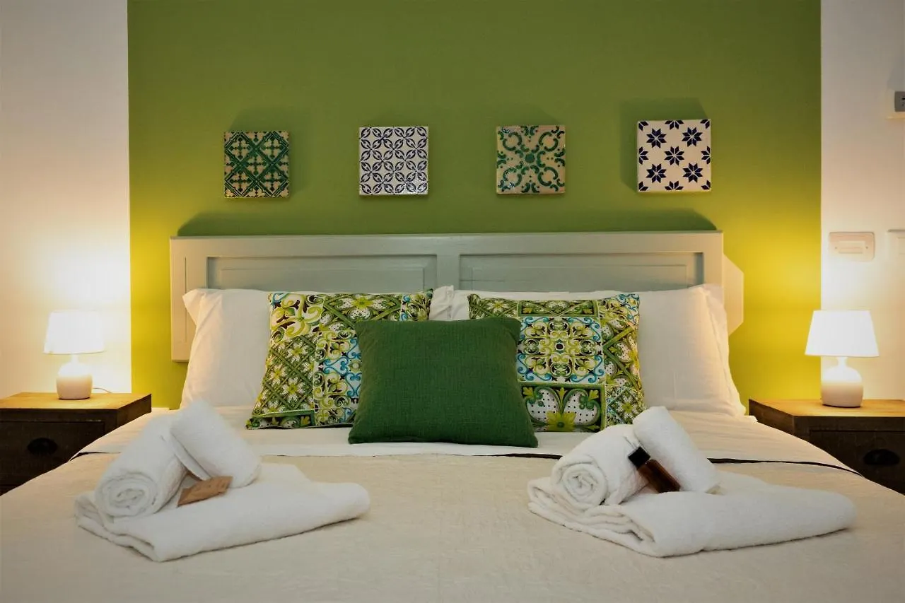 Le Caserie Locanda Di Charme Μαρσάλα Bed and Breakfast